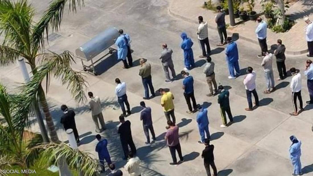 رسالة إلى طبيبها وموقف أبكاها.. تفاصيل