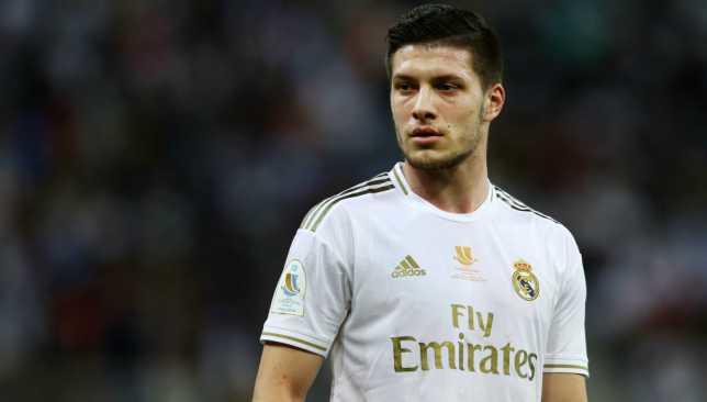 عزل نجم ريال مدريد بسبب كورونا