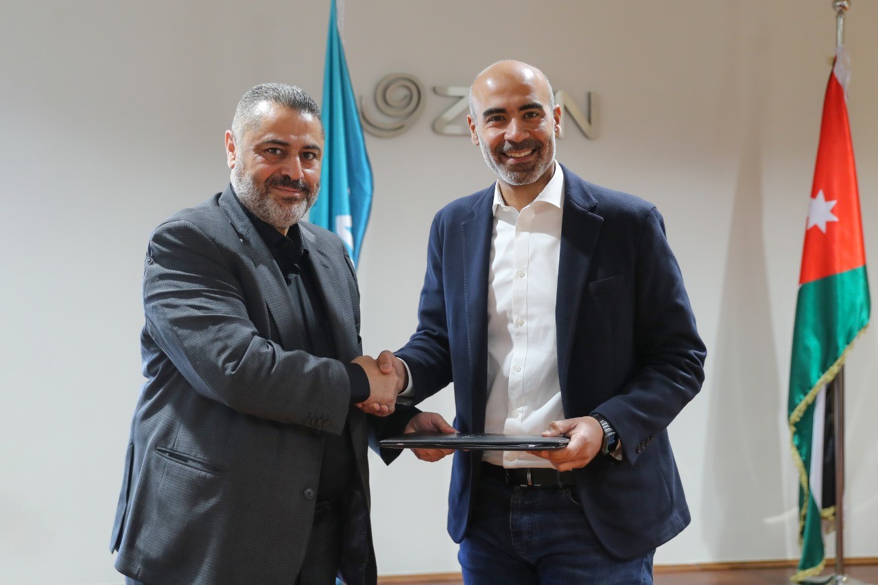 زين تبرم اتفاقية تعاون مع بلديّة