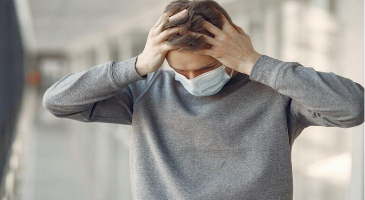 ظن أن كورونا خدعة فمات بعد