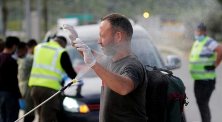 الاحتلال: الخليل بؤرة فيروس كورونا