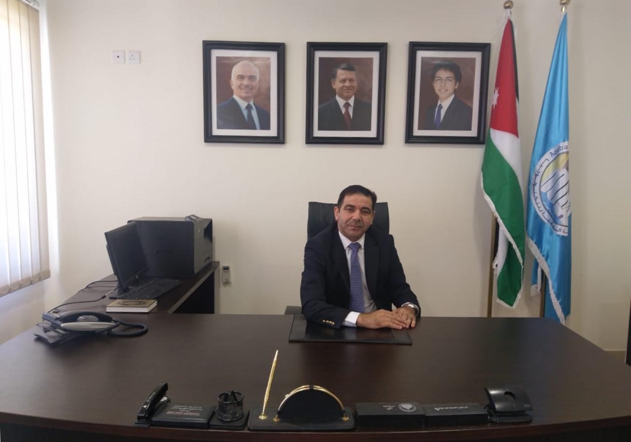 محمد سند ابو درويش رئيسا لجامعة