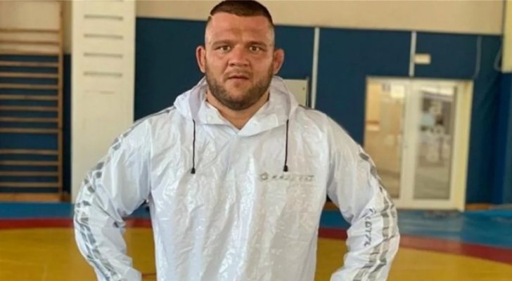 وفاة أشهر مصارع بلغاري بسبب كورونا