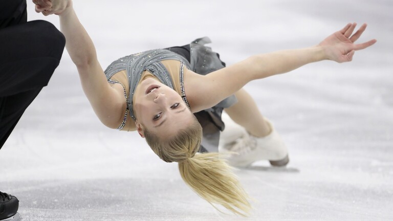 انتحار بطلة العالم بالتزحلق على الجليد