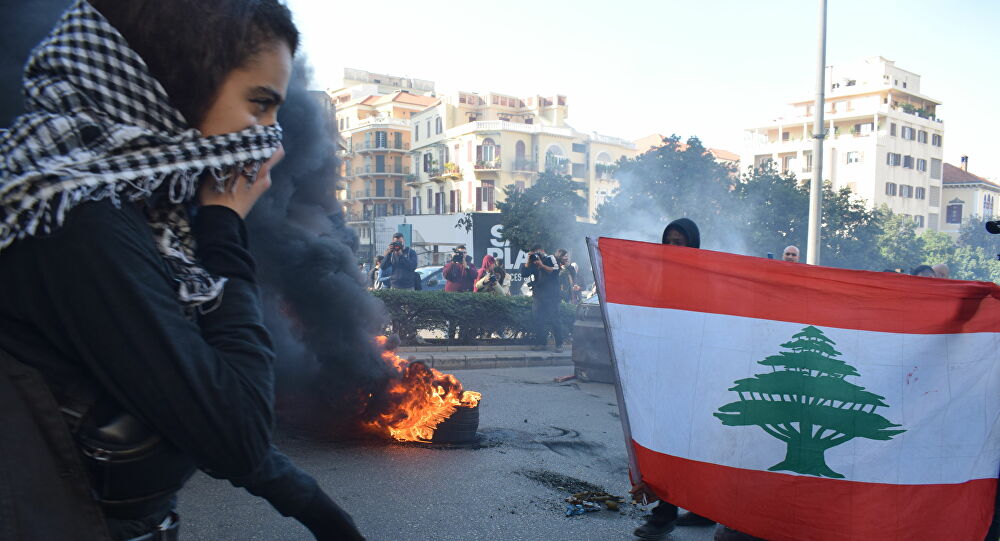 رئيس الحكومة اللبنانية يرفض الاستجابة لدعوات