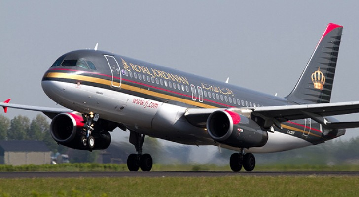 الحكومة تعلن اليوم تفاصيل فتح المطارات