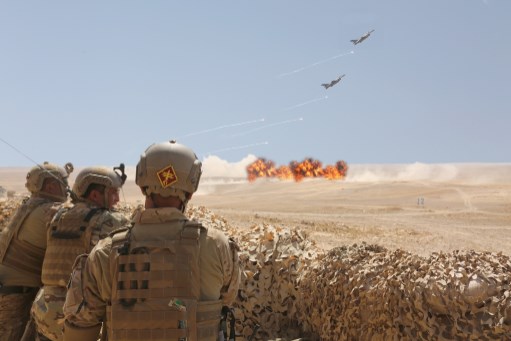 مندوبا عن الملك.. الحنيطي يتابع تمرين