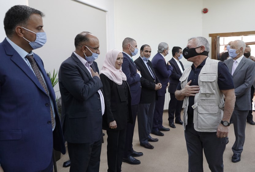 الملك يزور الشوبك ويلتقي ممثلين عن