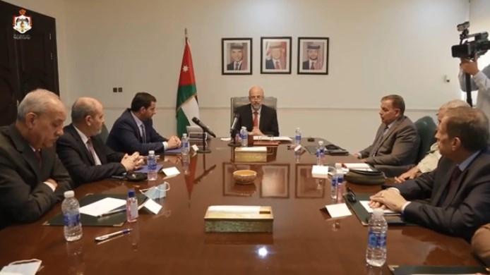 الرزاز يلتقي المعنيين بالقطاعين الصناعي والصحي..