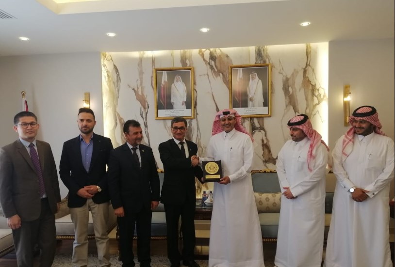 السفير القطري يولم للسفير الافغاني (صور)