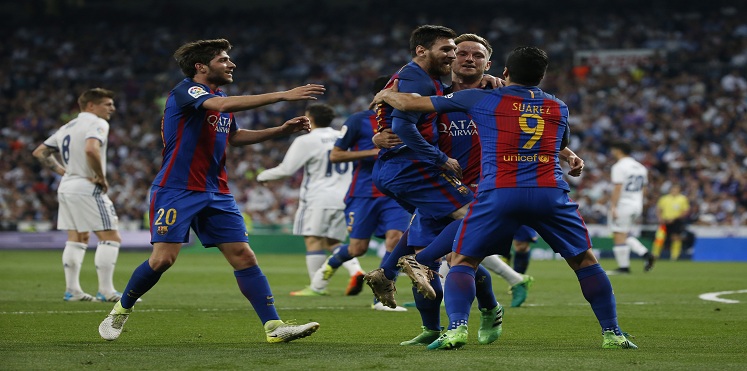 لماذا أصبح برشلونة أقرب للقب الدوري