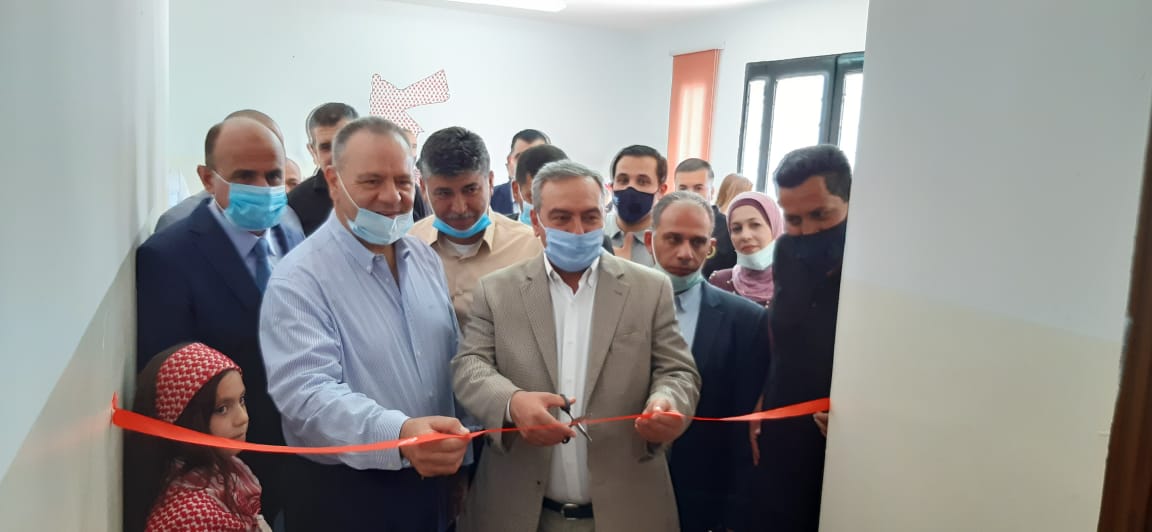 البريزات يرعى حفل إطلاق قاعة حاسوب