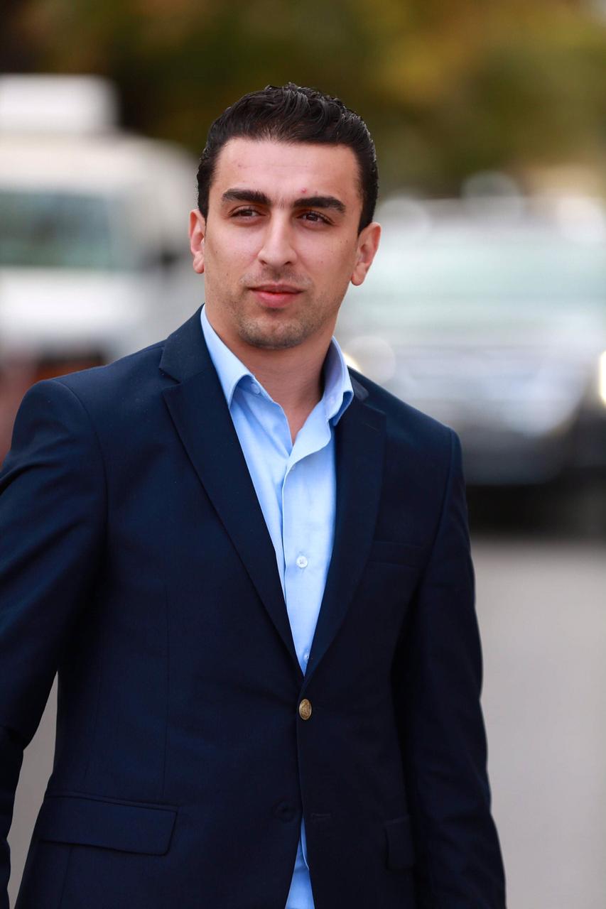 محمد عبيدات يكتب: الوطن وابناؤه يستحقون