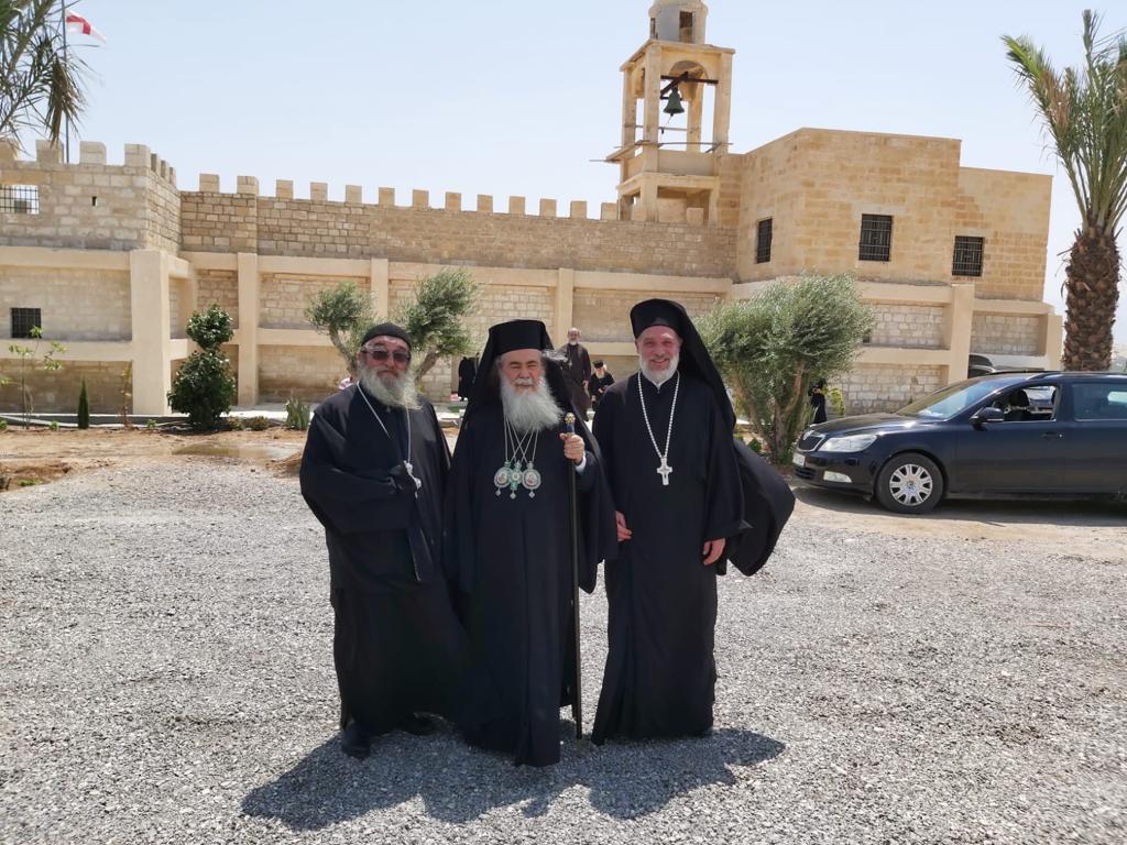 البطريرك ثيوفيلوس الثالث يترأس قدّاسا على