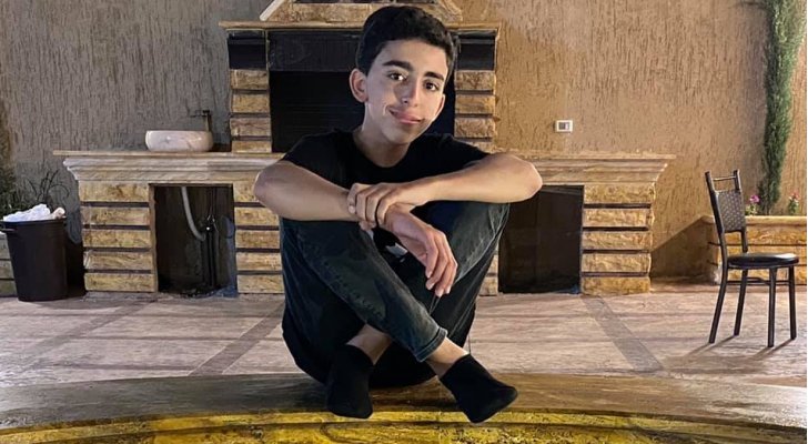 ذوو الطفل علي الدراس يتبرعون بقرنيتيه