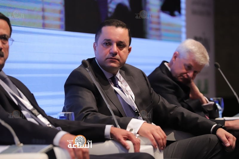 وزير المالية: لا توجد تسويات في