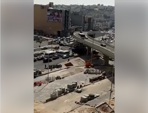 افتتاح تقاطع الدوريات أمام حركة السير..