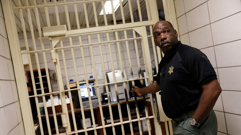 تمرد داخل سجن أمريكي