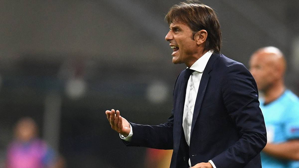 كونتي يقاضي صحيفة زعمت تواصله مع