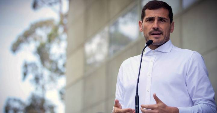 كاسياس يقرر الاعتزال نهائيا