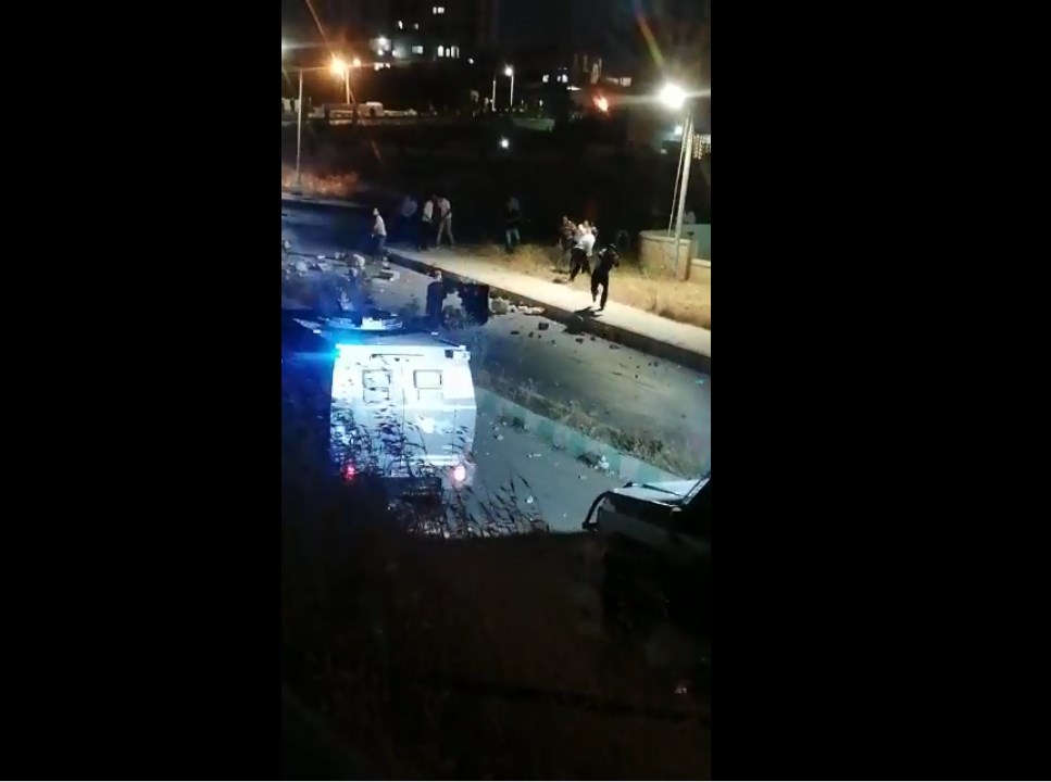 مصدر حكومي: إصابة سبعة رجال أمن