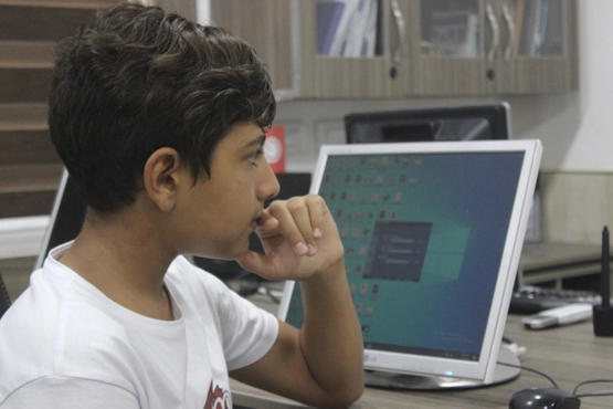 أردني أصغر مصمم غرافيك في الشرق