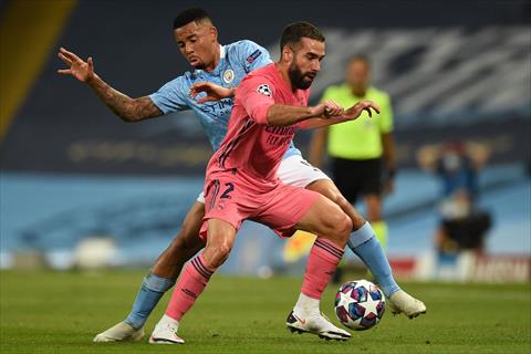 مانشستر سيتي يضرب ريال مدريد ويخرجه