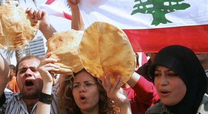 برنامج الأغذية يحذر: الخبز قد ينفد