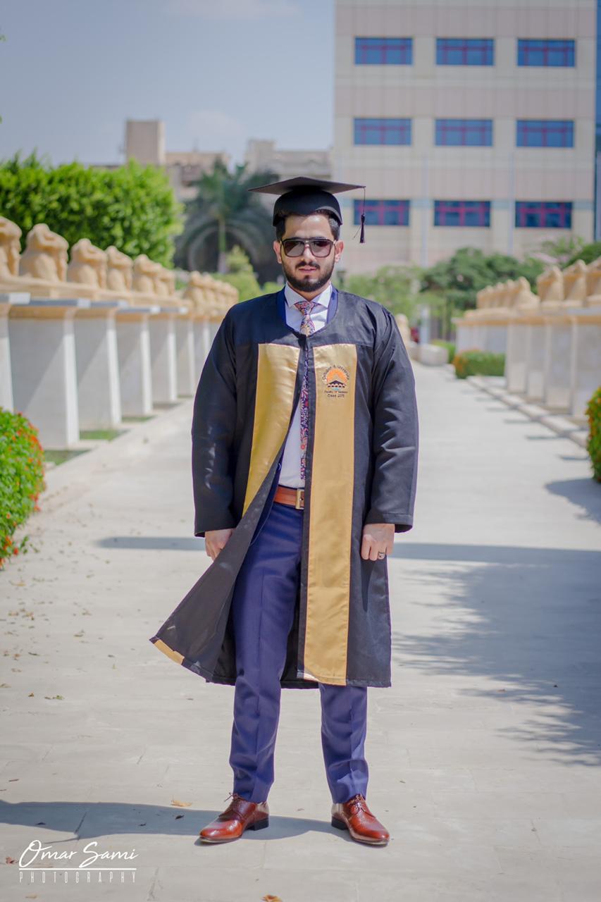 الطبيب معاذ الجبر.. مبروك التخرج