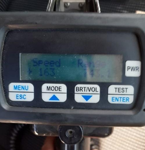 ضبط مركبة تسير بسرعة 163 كم