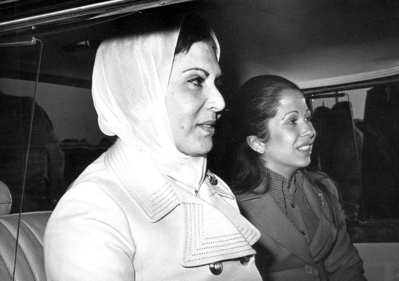 الاميرة بسمة تستذكر المغفور لها الملكة