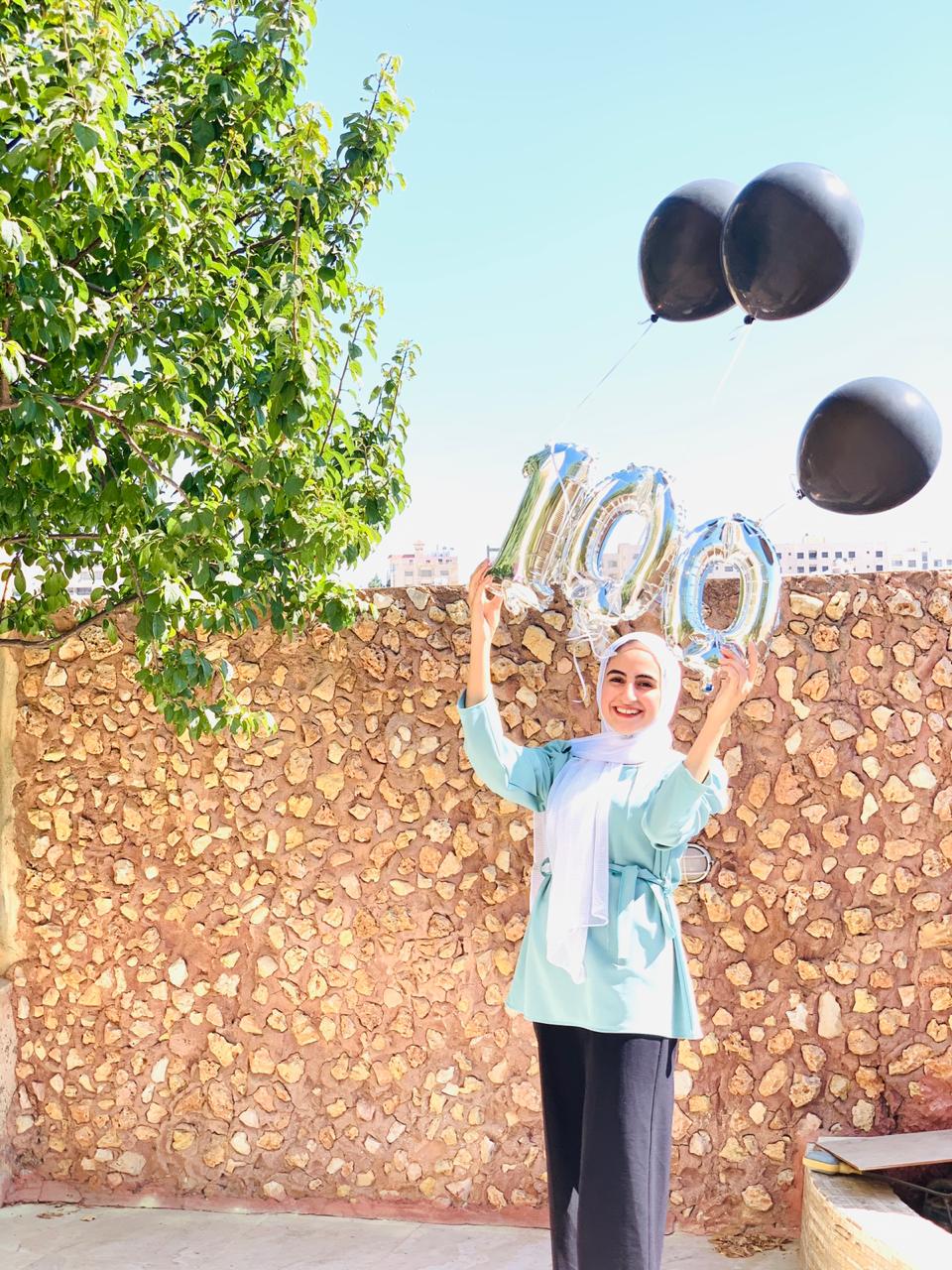 شهد النصيرات.. مبارك النجاح بمعدل 100