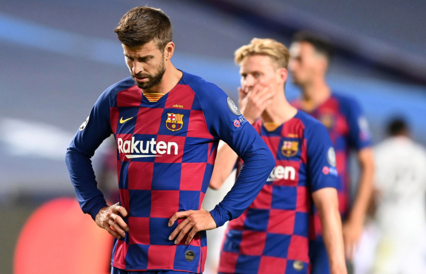 10 لاعبين يحتاج برشلونة بيعهم على