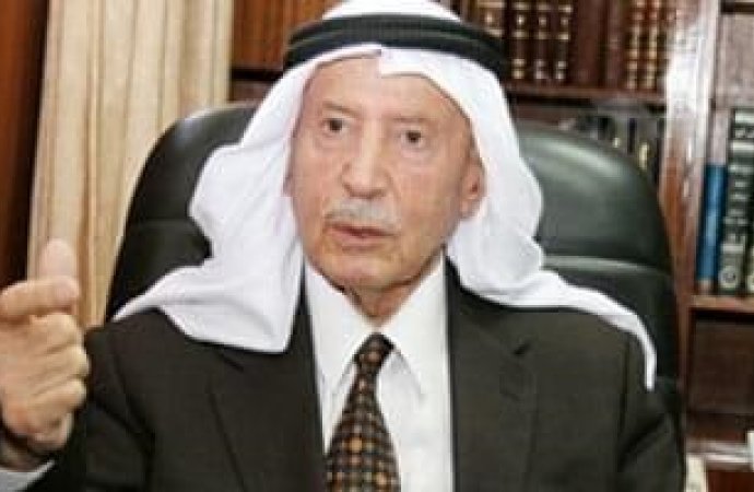 العلامة عبد الكريم خليفة في ذمة