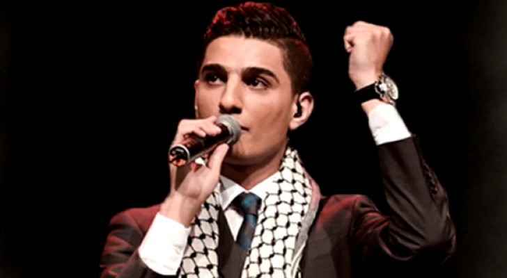 الفنان محمد عساف يساند الاسرى في