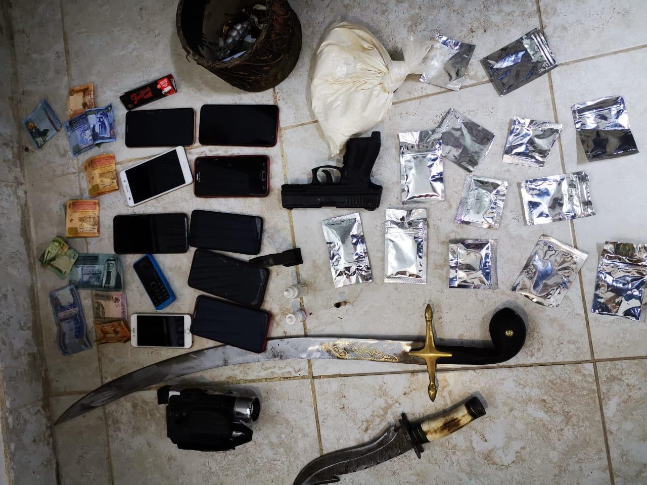 القبض على 6 من مروجي المخدرات