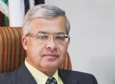 العتوم يكتب: أمام وزيـر الماليّـة ومدير