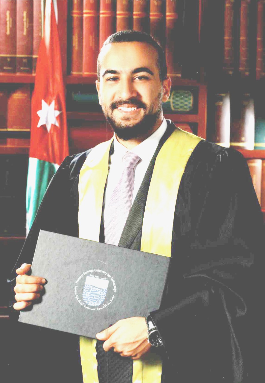 مبروك التخرج لـ يوسف رياض السيد