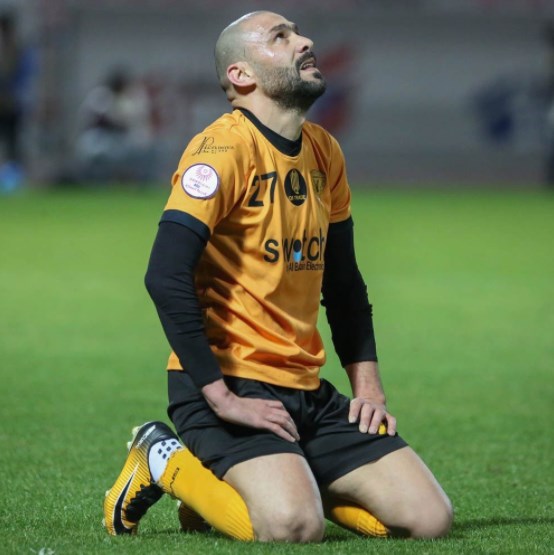 مشاركة الاردني عدي الصيفي تتسبب بخسارة