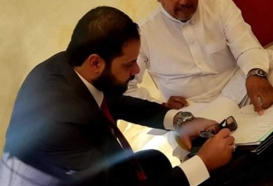 الدكتور الصحفي خالد عليمات بالقفص الفضي..