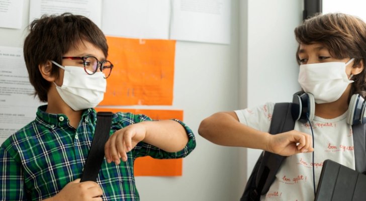 كورونا وعودة المدارس.. دراسة بريطانية حديثة