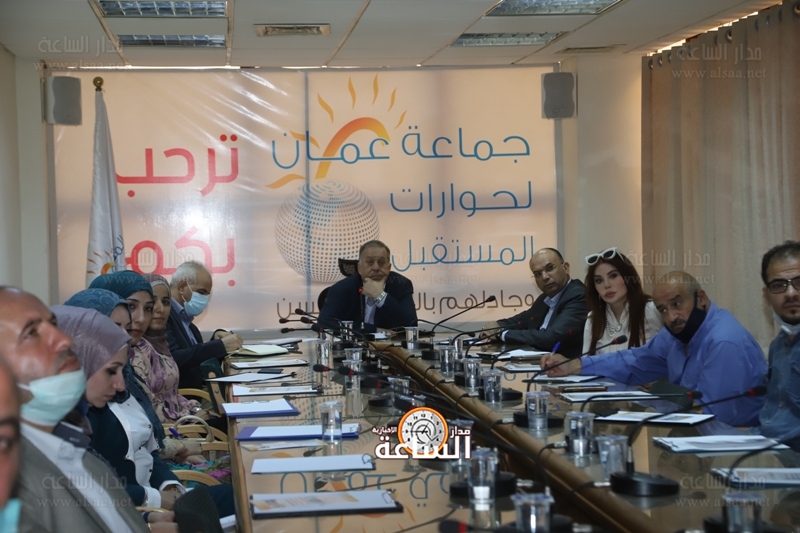 معلمون ينتقدون أداء مجلس نقابتهم ويطالبون