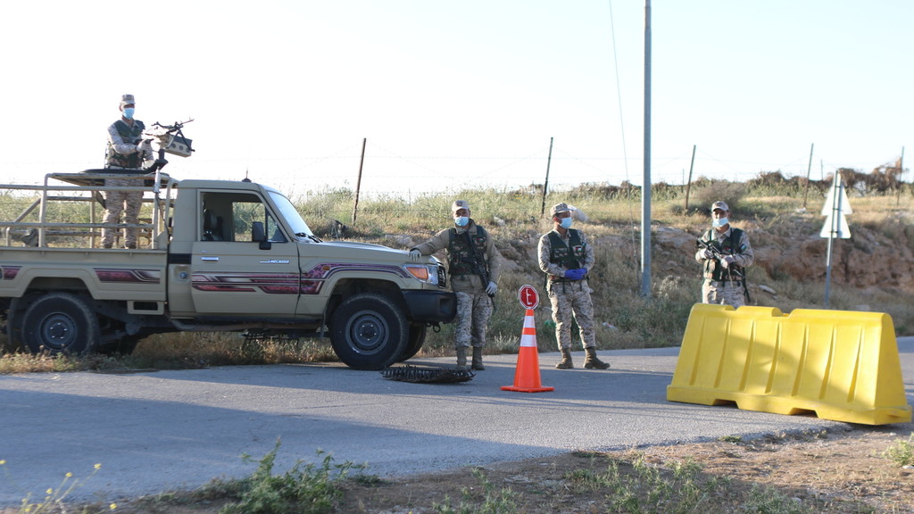 رفع العزل عن 9 بنايات في