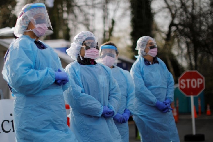 دعوة الولايات الأميركية للاستعداد لتوزيع لقاح