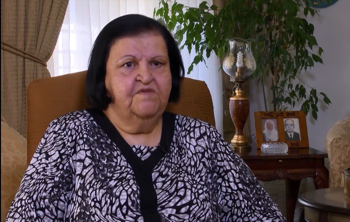 بالفيديو .. . أقدم موظفة بمكتب