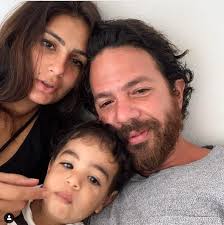 إصابة حفيد كمال الشناوي بكورونا.. ونجوم