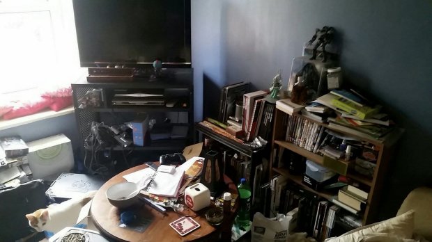 طالبة تفوز بجائزة ’أقذر سكن جامعي‘