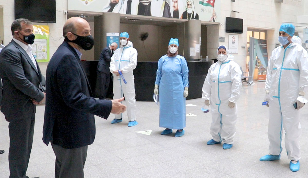 الرزاز يؤكد ضرورة الاستعداد والتحضير لاسوأ