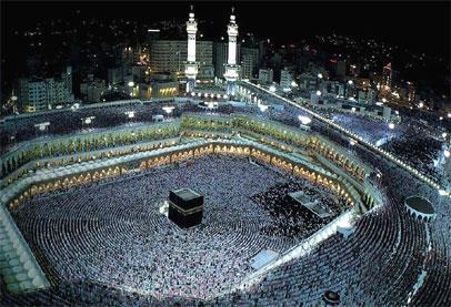 رصد ظاهرة فلكية نادرة فوق الكعبة