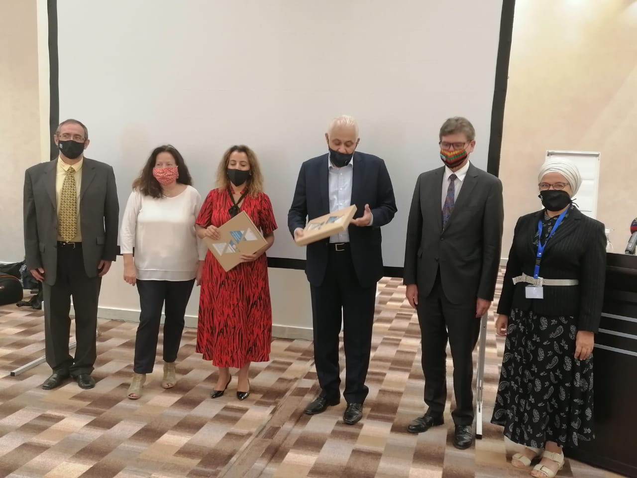 وزارة العمل تتسلم المنهاج التدريبي لرعاية